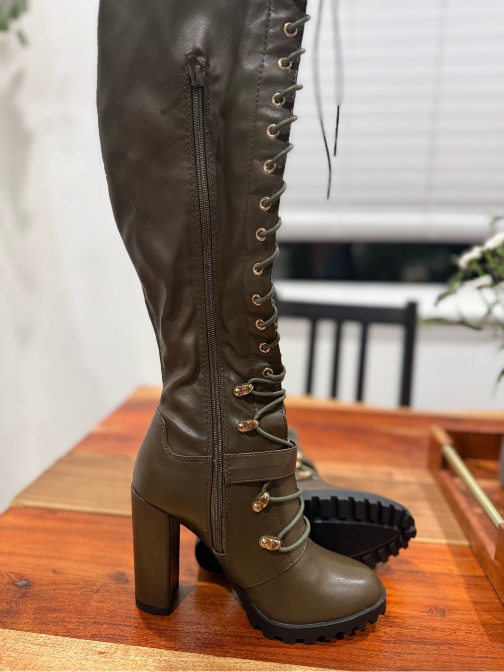 Shoe Dazzle Deneisha block heel combat boots in olive faux leather Size 5.5